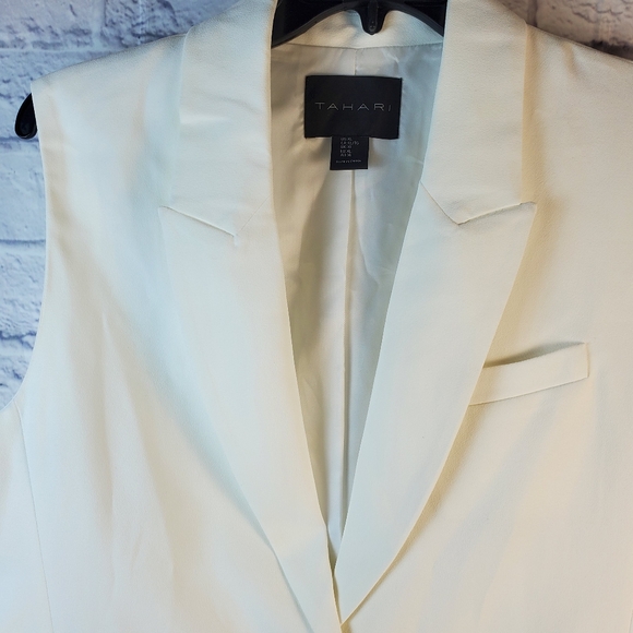 Tahari Long Notched Lapel Sleeveless Blazer Jacket Vest, XL, White - Picture 5 of 13